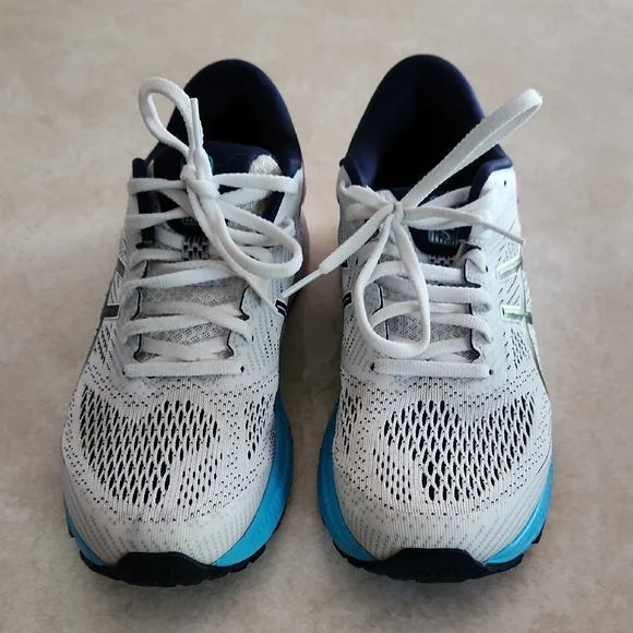 ASICS White and Purple Athletic Shoes Lightweight Mesh Design - Picture 2 of 4